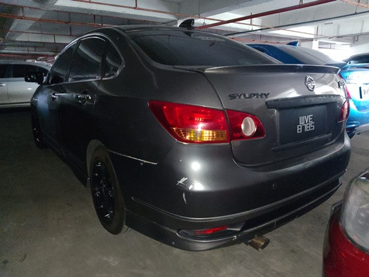 NISSAN SYLPHY 2.0 (A)