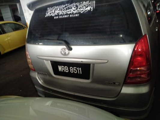 TOYOTA INNOVA 2.0 E (A)