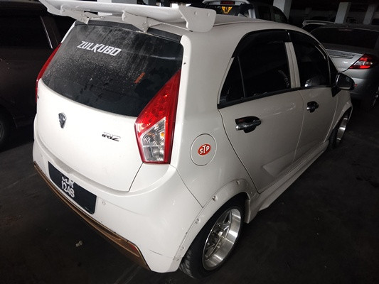 PROTON IRIZ 1.3 L (M)