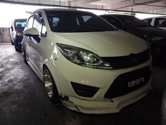 PROTON IRIZ 1.3 L (M)
