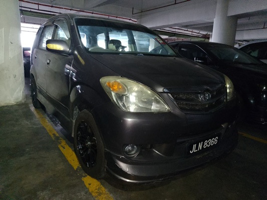 TOYOTA AVANZA 1.5 (A)