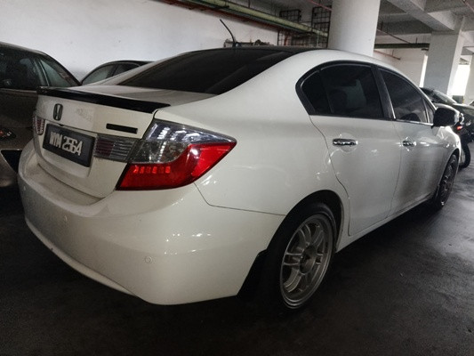 HONDA CIVIC 1.5 HYBRID (A)