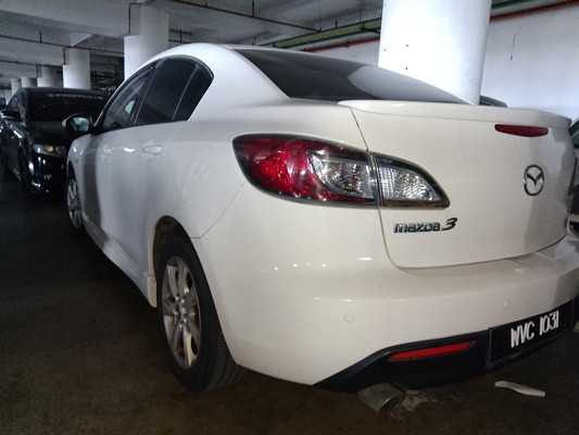 MAZDA 3 1.6 - SDN (A)