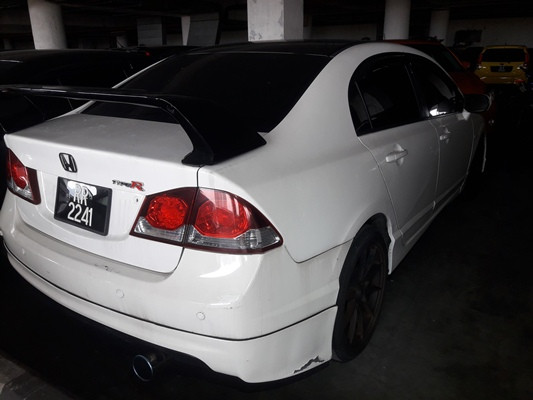 HONDA CIVIC 1.8 VTEC (A)
