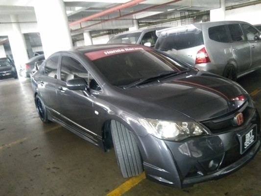 HONDA CIVIC 1.8 VTEC (A)