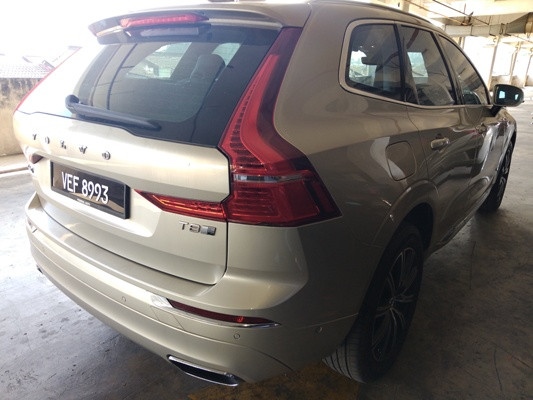 VOLVO XC60 T8