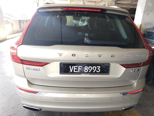 VOLVO XC60 T8