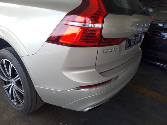 VOLVO XC60 T8