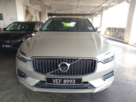 VOLVO XC60 T8