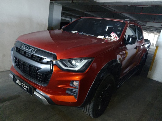 ISUZU DMAX TFS40-TDPH 4X4