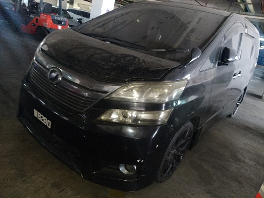 TOYOTA VELLFIRE DBA-ANH20W 2.4 (A)