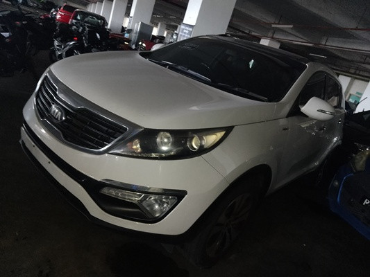 KIA SPORTAGE 2.0 (A)