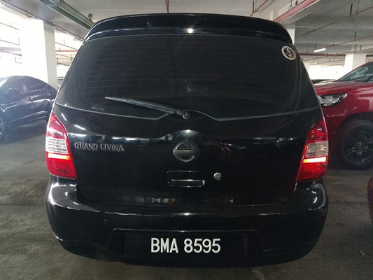 NISSAN GRAND LIVINA 1.8 (A)