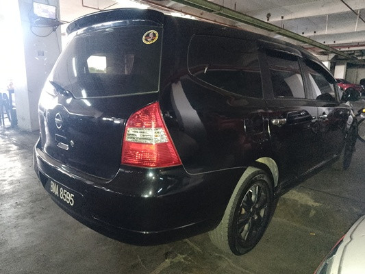 NISSAN GRAND LIVINA 1.8 (A)