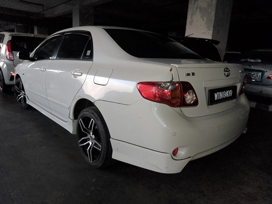 TOYOTA ALTIS 1.8 E (A)