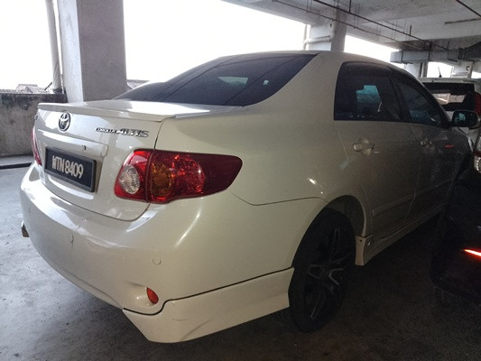 TOYOTA ALTIS 1.8 E (A)