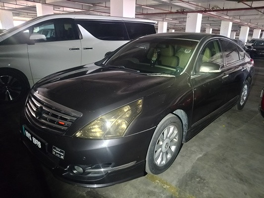 NISSAN TEANA 2.5 (A)