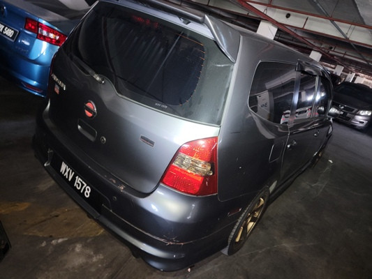 NISSAN GRAND LIVINA 1.6L A/T