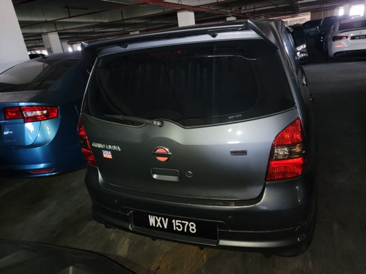 NISSAN GRAND LIVINA 1.6L A/T