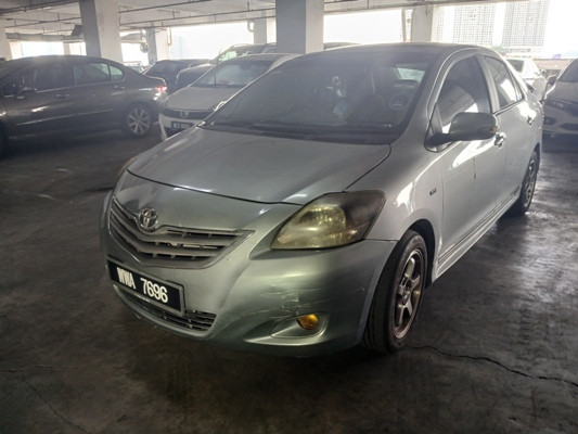 TOYOTA VIOS 1.5 E (AT)