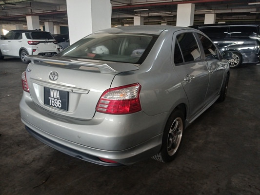 TOYOTA VIOS 1.5 E (AT)
