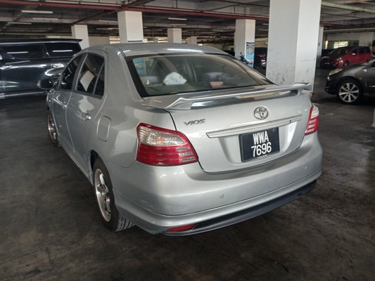 TOYOTA VIOS 1.5 E (AT)