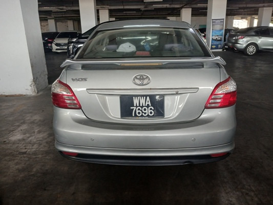 TOYOTA VIOS 1.5 E (AT)
