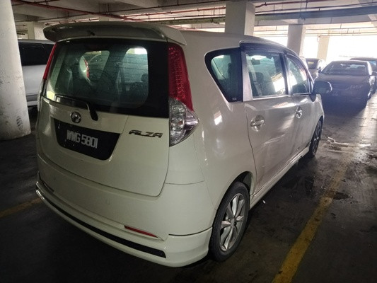 PERODUA ALZA 1.5 (A)