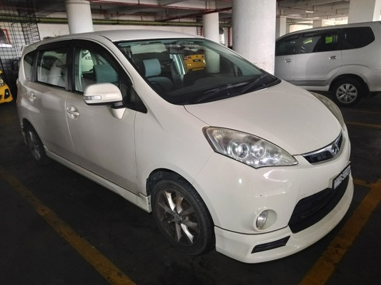 PERODUA ALZA 1.5 (A)