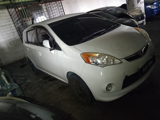 PERODUA ALZA 1.5 EZI (A)