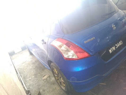 SUZUKI SWIFT 1.4 (A)