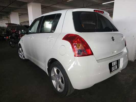 SUZUKI SWIFT 1.5 (A)