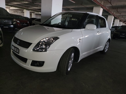 SUZUKI SWIFT 1.5 (A)