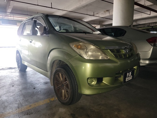 TOYOTA AVANZA 1.3 E  (M)