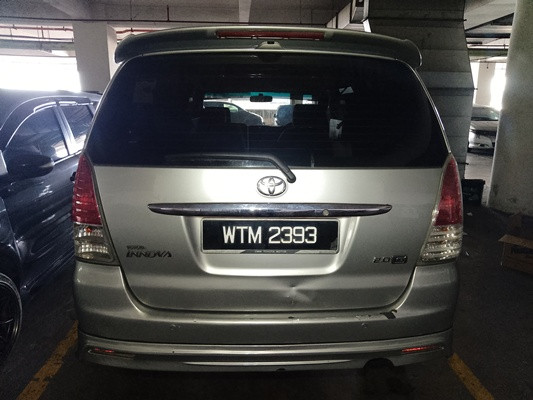TOYOTA INNOVA 2.0 G (A)