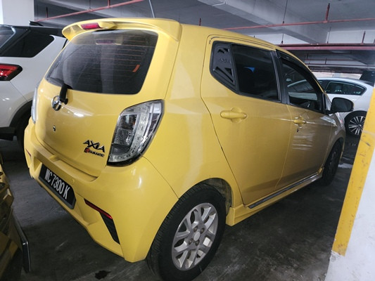 PERODUA AXIA 1.0 AV (A)