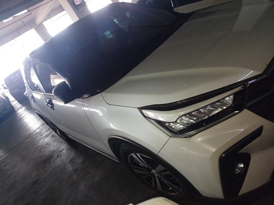 PERODUA ATIVA 1000 TURBO AV (CVT)