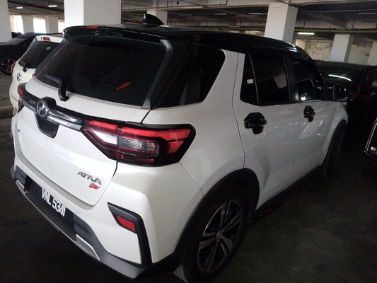 PERODUA ATIVA 1000 TURBO AV (CVT)
