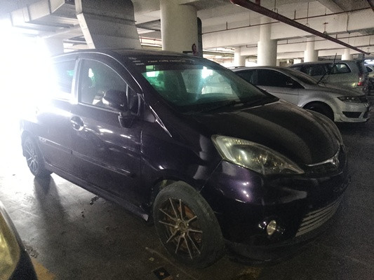 PERODUA ALZA 1.5 EZI (A)