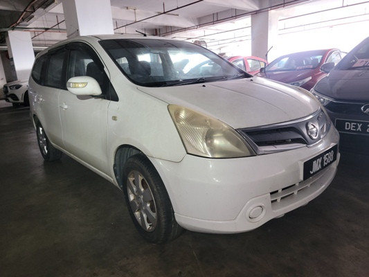 NISSAN GRAND LIVINA 1.6 (A)