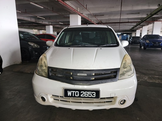 NISSAN GRAND LIVINA 1.6 (A)