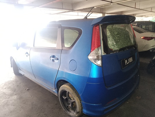 PERODUA ALZA 1.5 (A)