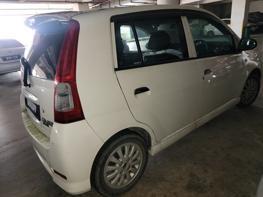 PERODUA VIVA 1.0 (A)