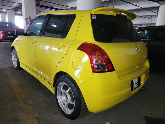 SUZUKI SWIFT 1.5 (A)