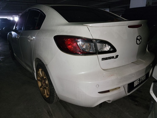 MAZDA 3 - 2.0 (A)