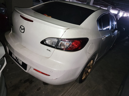 MAZDA 3 - 2.0 (A)