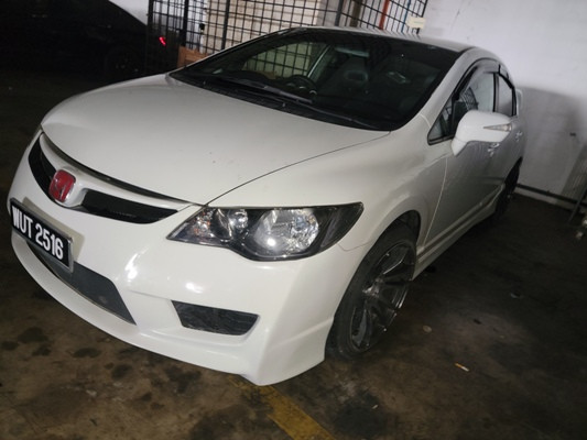 HONDA CIVIC 1.8 VTEC (A)