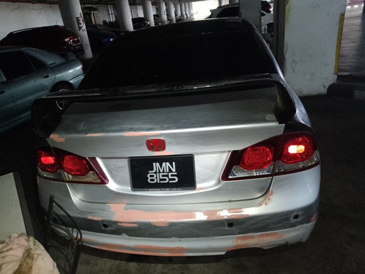 HONDA CIVIC 1.8 (A)