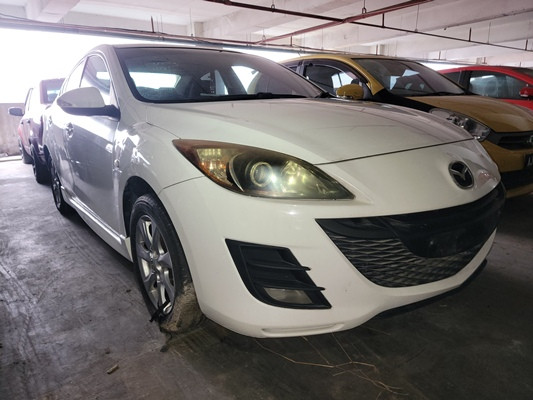 MAZDA 3 - 1.6 SDN (A)