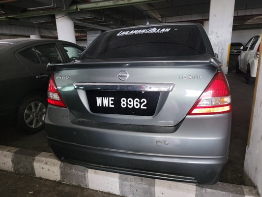 NISSAN LATIO 1.6 (A) SEDAN